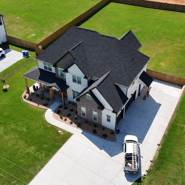 https://proarmorroofing.com/wp-content/uploads/2026/04/proarmor-roofing-7-640x640.jpeg